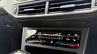 Used 2024 Volkswagen Taigo R-Line Green - Interior and Exterior details 16