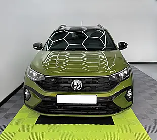 Used 2024 Volkswagen Taigo R-Line Green - Interior and Exterior details 4