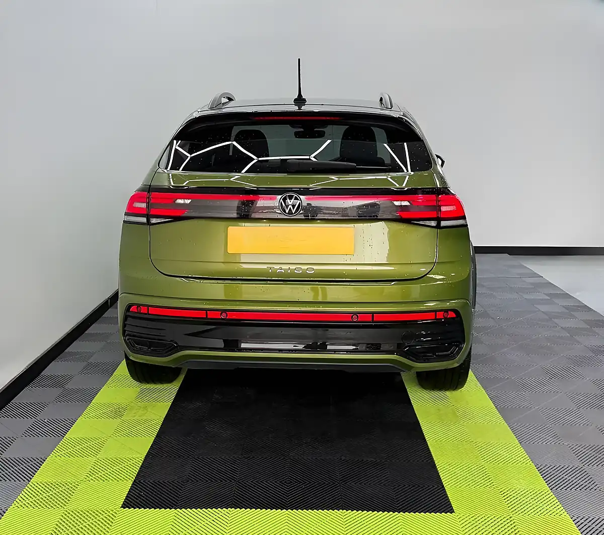 Used 2024 Volkswagen Taigo R-Line Green - Interior and Exterior details 5
