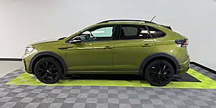 Used 2024 Volkswagen Taigo R-Line Green - Interior and Exterior details 7