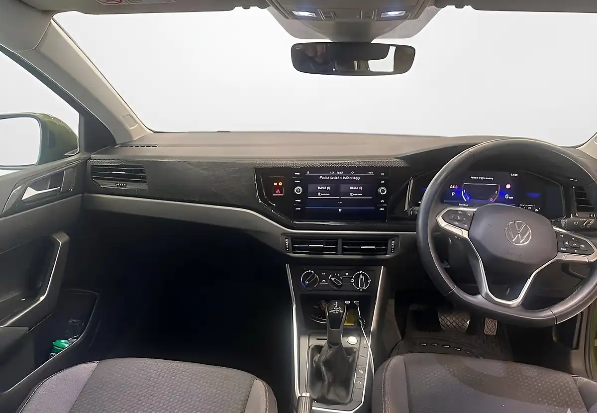 Used 2024 Volkswagen Tiago Life Green Metallic - Interior and Exterior details 6