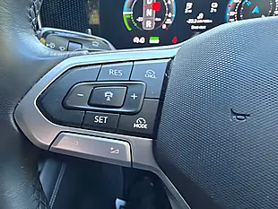 Used 2024 Volkswagen Tiguan Match Grey - Interior and Exterior details 17