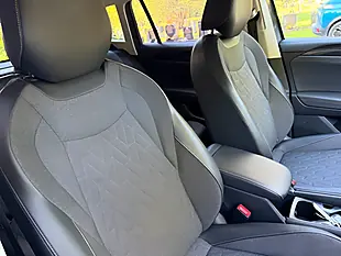 Used 2024 Volkswagen Tiguan Match Grey - Interior and Exterior details 5