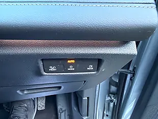 Used 2024 Volkswagen Tiguan Match Silver - Interior and Exterior details 16