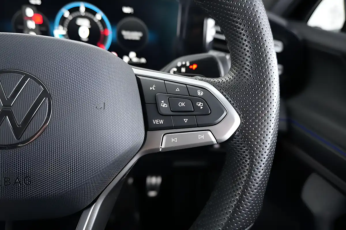 Used 2024 Volkswagen Tiguan R-Line Black - Interior and Exterior details 10