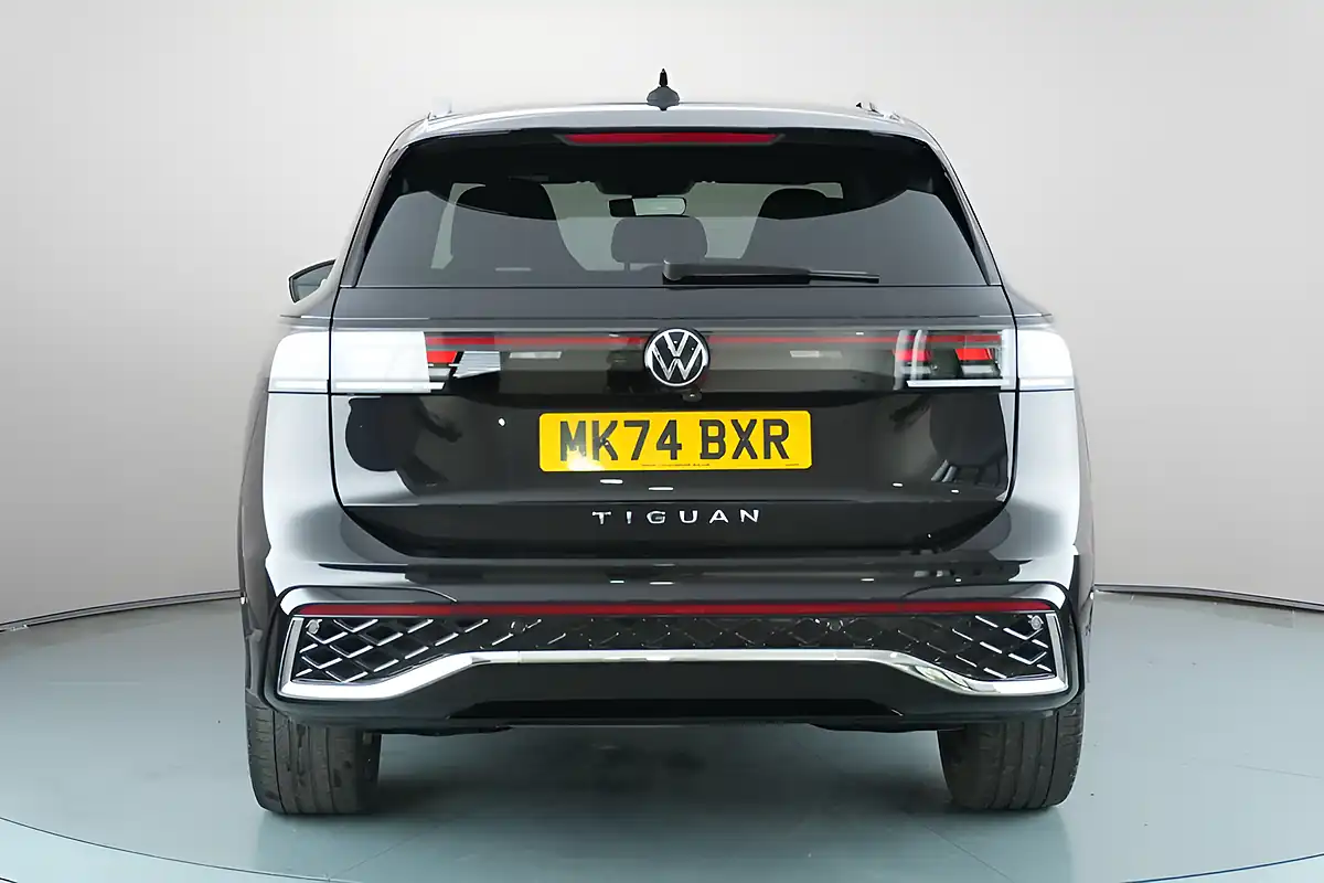 Used 2024 Volkswagen Tiguan R-Line Black - Interior and Exterior details 6