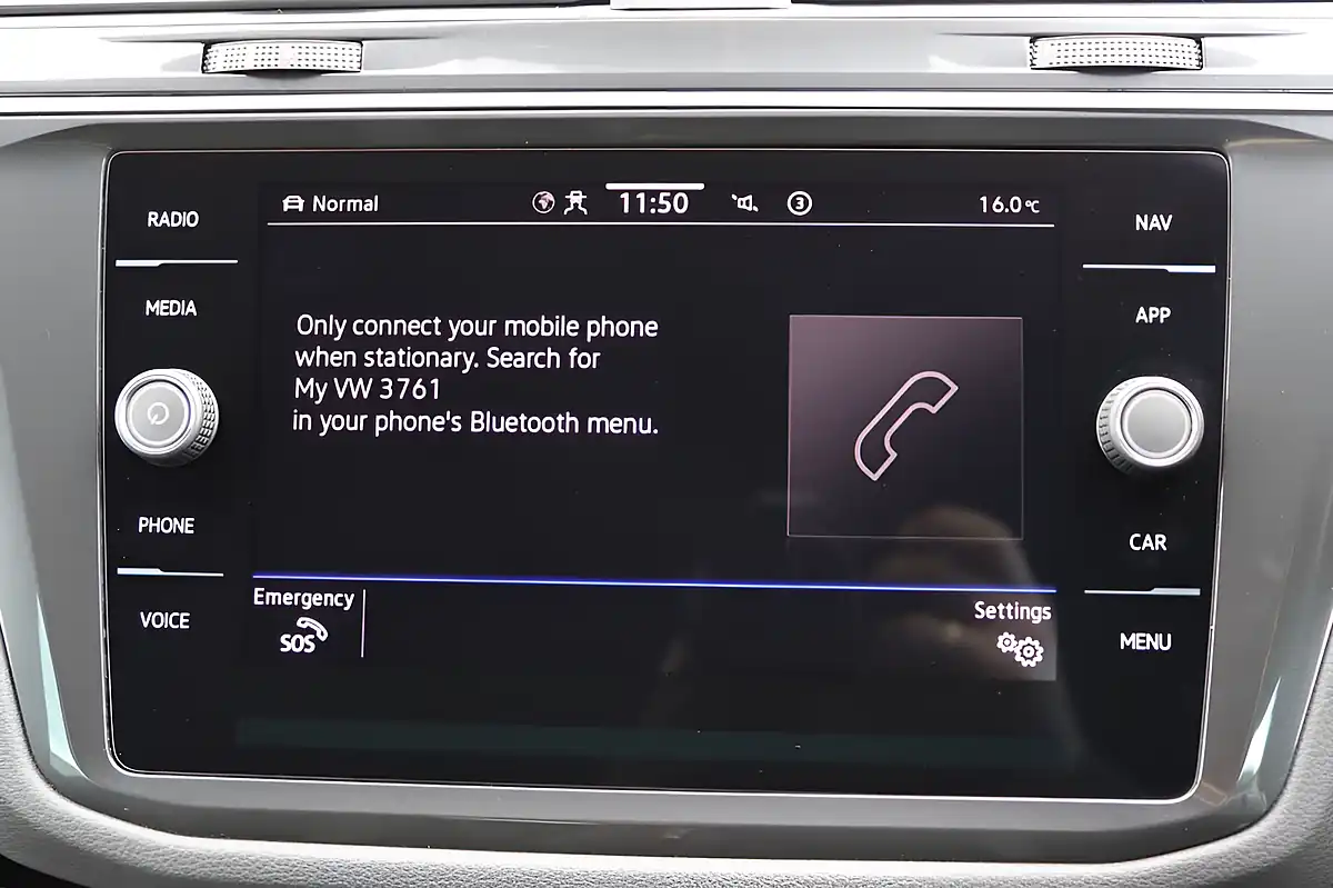 Used 2024 Volkswagen Tiguan R-Line Edition White - Interior and Exterior details 10