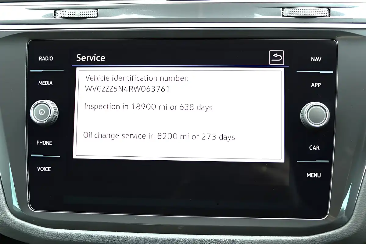 Used 2024 Volkswagen Tiguan R-Line Edition White - Interior and Exterior details 12