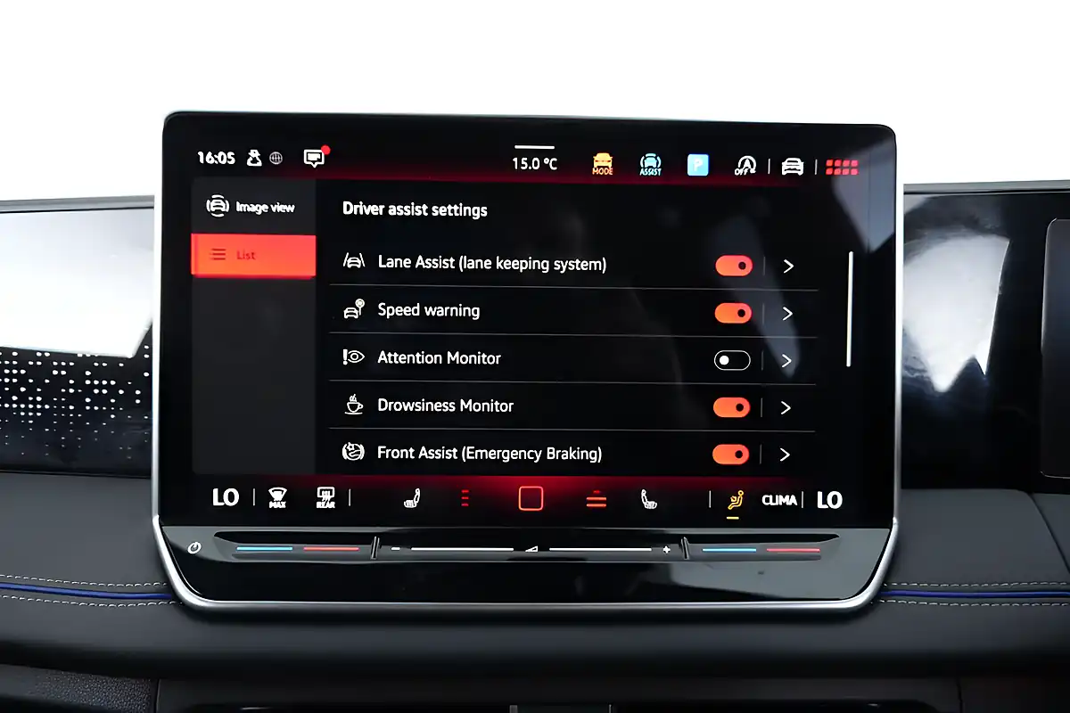Used 2024 Volkswagen Tiguan R-Line Grey - Interior and Exterior details 15