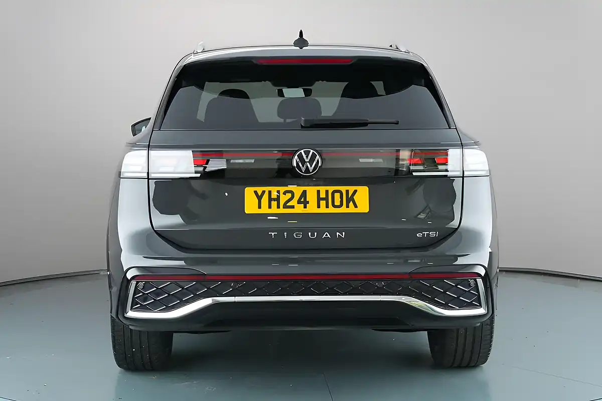 Used 2024 Volkswagen Tiguan R-Line Grey - Interior and Exterior details 6