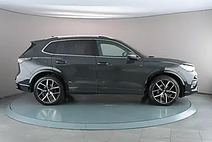 Used 2024 Volkswagen Tiguan R-Line Grey - Interior and Exterior details 7