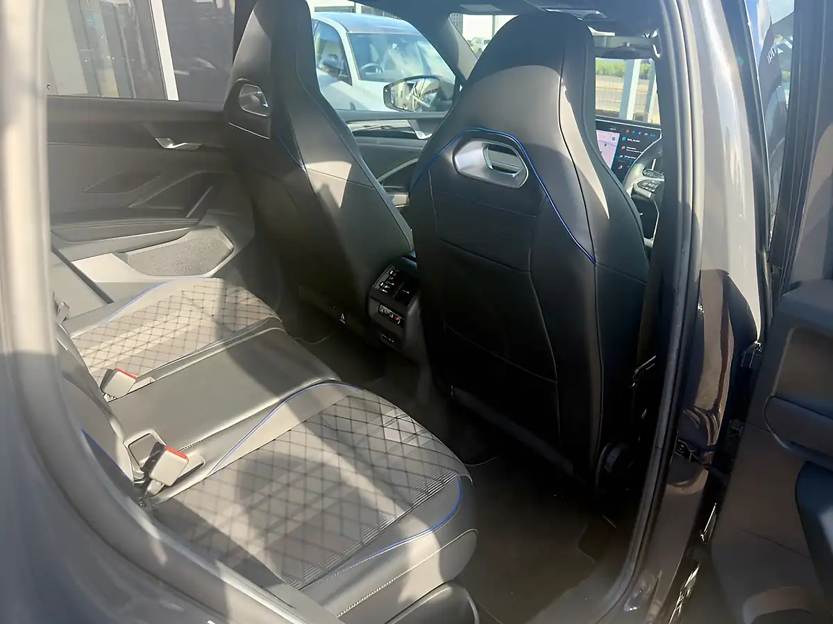 Used 2024 Volkswagen Tiguan R-Line Grey - Interior and Exterior details 10
