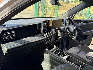 Used 2024 Volkswagen Tiguan R-Line Silver - Interior and Exterior details 11