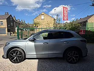 Used 2024 Volkswagen Tiguan R-Line Silver - Interior and Exterior details 4