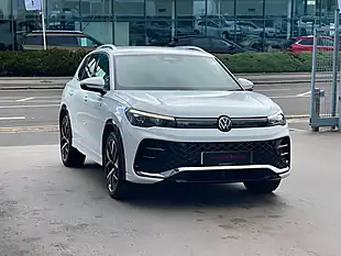 Used 2024 Volkswagen Tiguan R-Line White - Interior and Exterior details 6