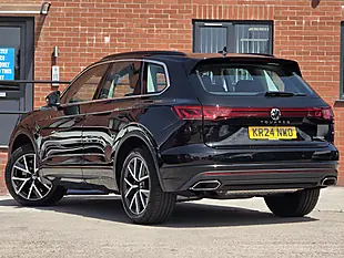 Used 2024 Volkswagen Touareg Elegance Black - Interior and Exterior details 2