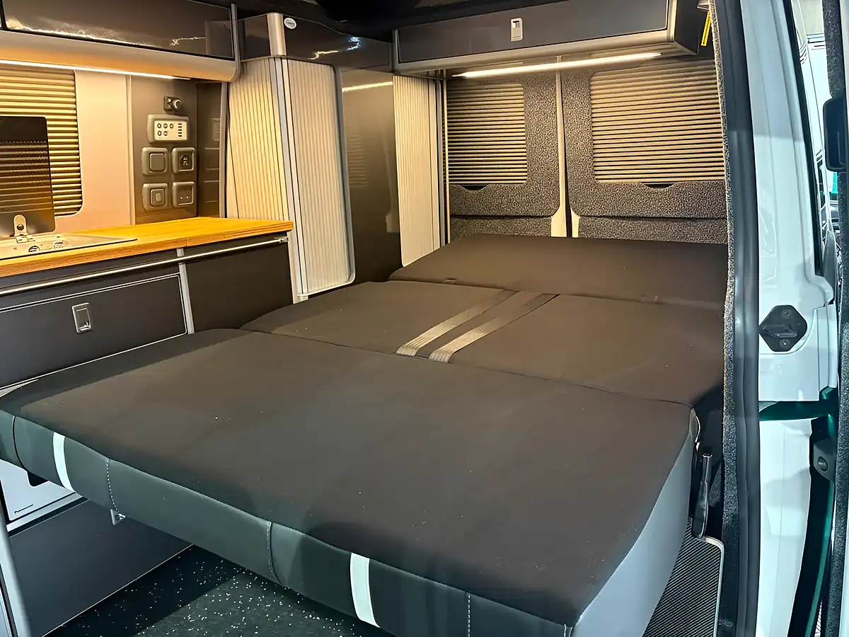 Used 2024 Volkswagen Transporter Campervan Highline White/Bayleaf Green - Interior and Exterior details 15
