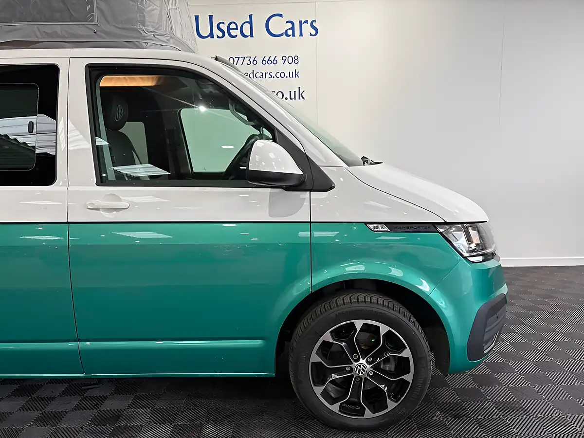 Used 2024 Volkswagen Transporter Campervan Highline White/Bayleaf Green - Interior and Exterior details 9