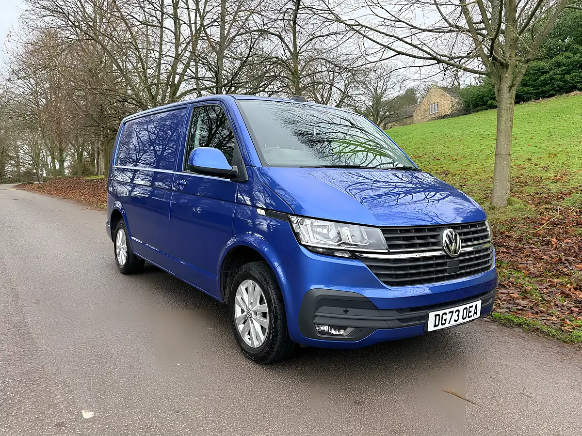 Used 2024 Volkswagen Transporter Highline Ravenna Blue - Interior and Exterior details 10