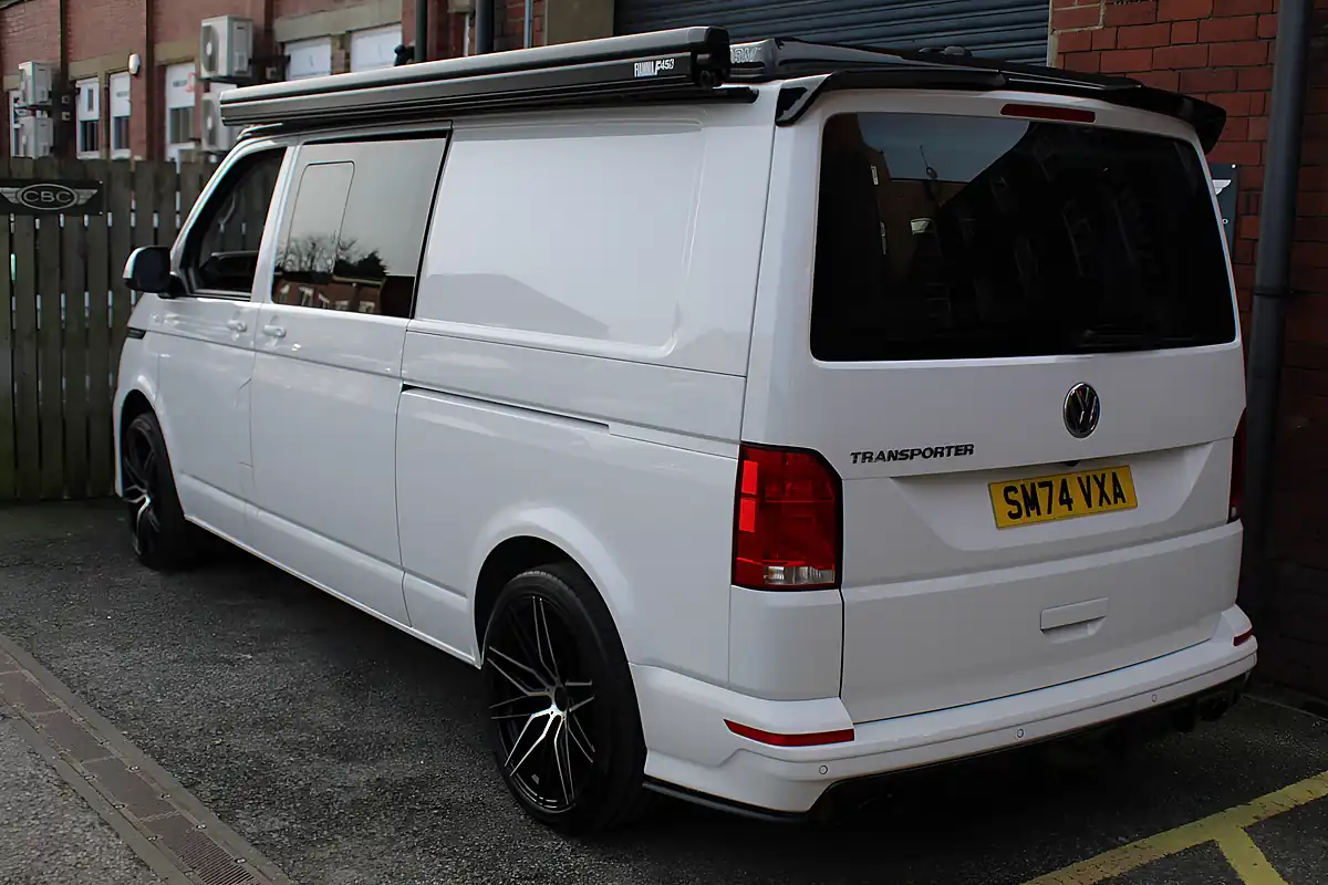 Used 2024 Volkswagen Transporter Highline White - Interior and Exterior details 11