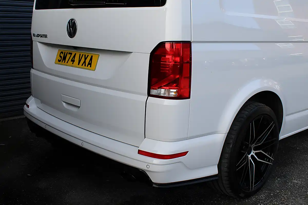 Used 2024 Volkswagen Transporter Highline White - Interior and Exterior details 13