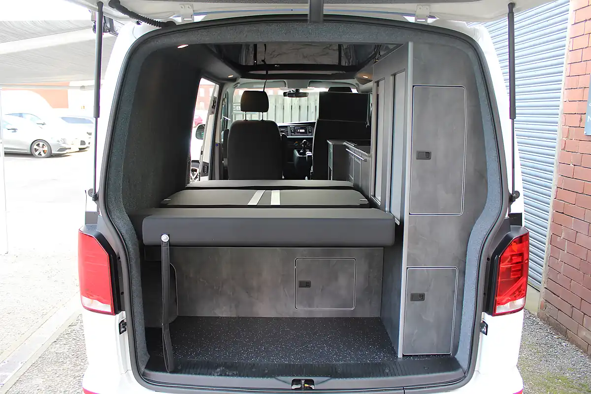 Used 2024 Volkswagen Transporter Highline White - Interior and Exterior details 14