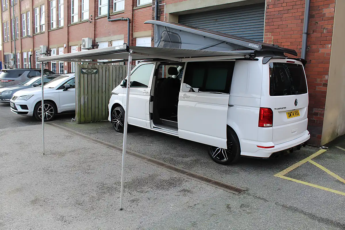 Used 2024 Volkswagen Transporter Highline White - Interior and Exterior details 4