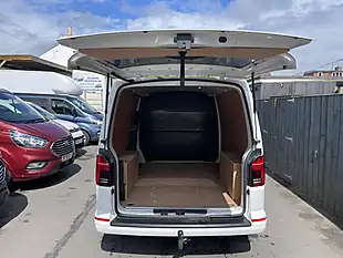 Used 2024 Volkswagen Transporter Highline White - Interior and Exterior details 10