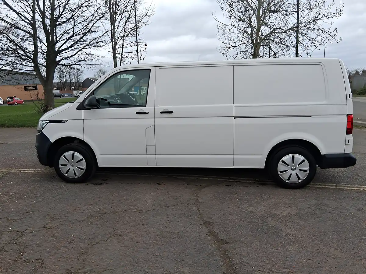 Used 2024 Volkswagen Transporter T30 Startline White - Interior and Exterior details 2