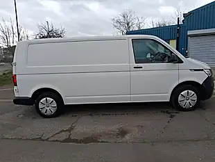 Used 2024 Volkswagen Transporter T30 Startline White - Interior and Exterior details 6