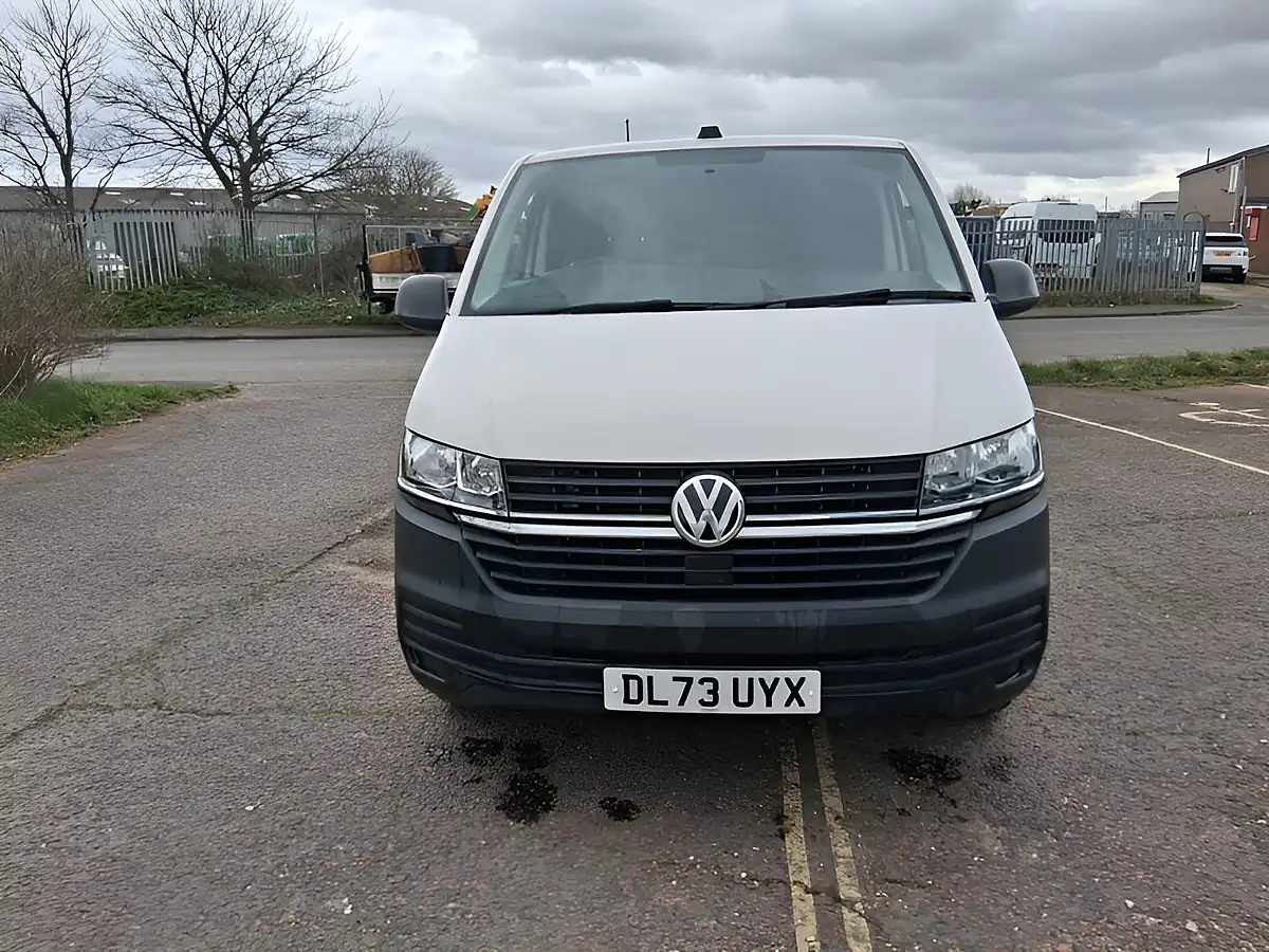 Used 2024 Volkswagen Transporter T30 Startline White - Interior and Exterior details 8