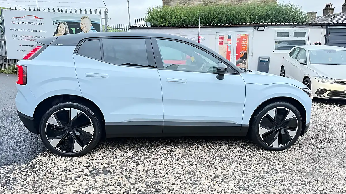 Used 2024 Volvo Ex30 Ultra Blue - Interior and Exterior details 6