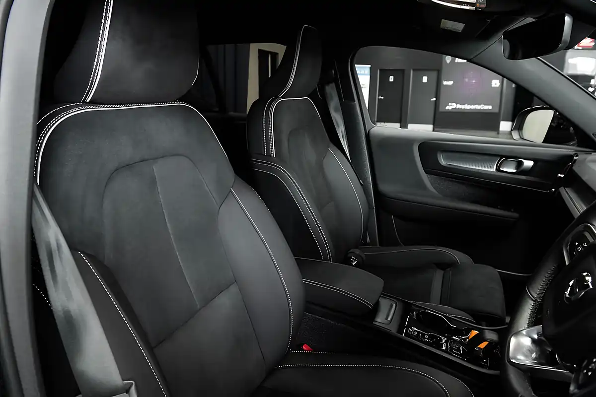 Used 2024 Volvo XC40 Plus Dark Gold - Interior and Exterior details 12