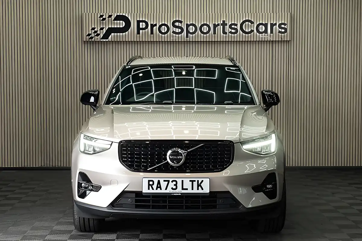 Used 2024 Volvo XC40 Plus Dark Gold - Interior and Exterior details 3