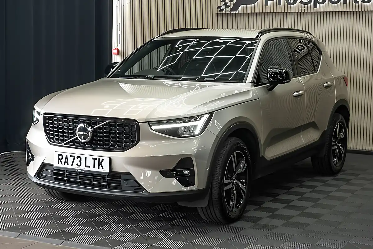 Used 2024 Volvo XC40 Plus Dark Gold - Interior and Exterior details 4