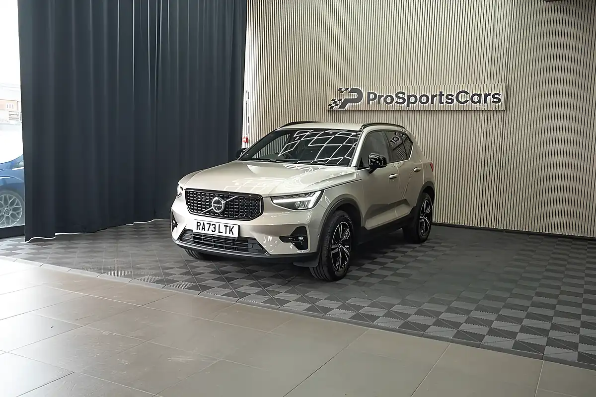 Used 2024 Volvo XC40 Plus Dark Gold - Interior and Exterior details 5