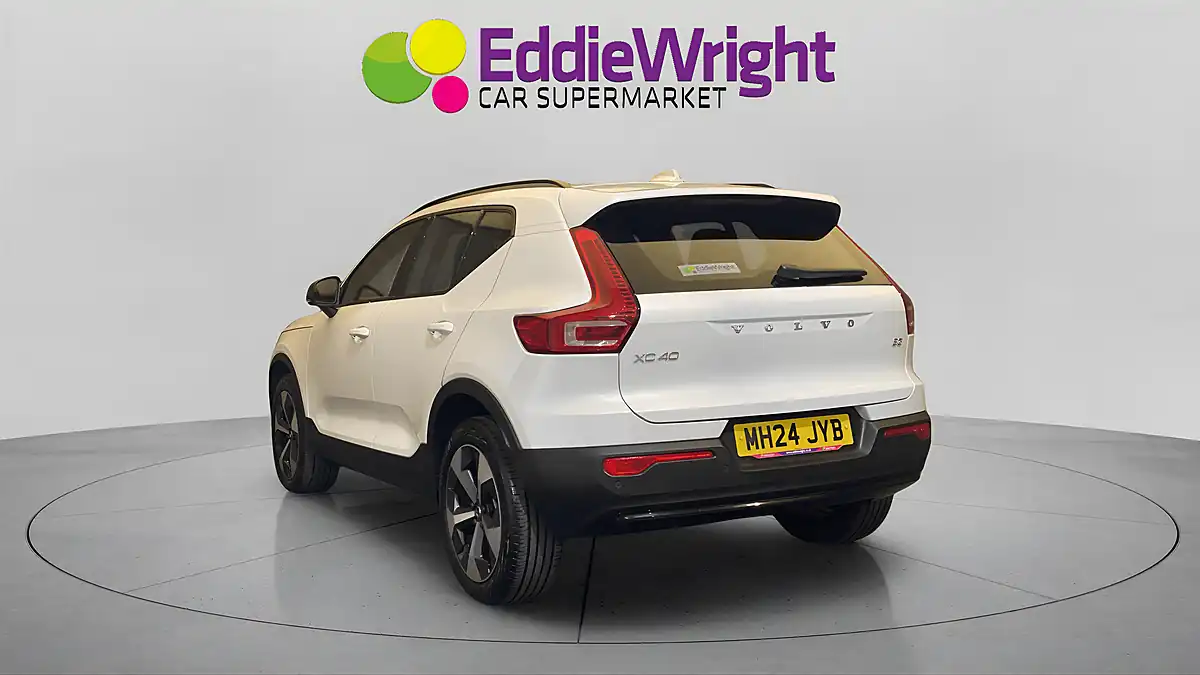 Used 2024 Volvo XC40 Plus Dark (nq) White - Interior and Exterior details 2