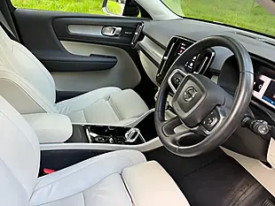 Used 2024 Volvo XC40 Ultimate Onyx Black - Interior and Exterior details 2
