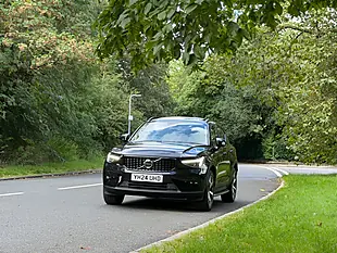 Used 2024 Volvo XC40 Ultimate Onyx Black - Interior and Exterior details 3