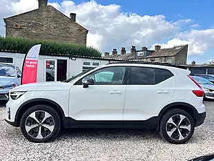 Used 2024 Volvo XC40 Ultra Dark White - Interior and Exterior details 8