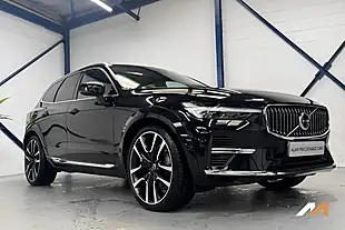 Used 2024 Volvo XC60 Ultra Bright Onyx Black - Interior and Exterior details 8