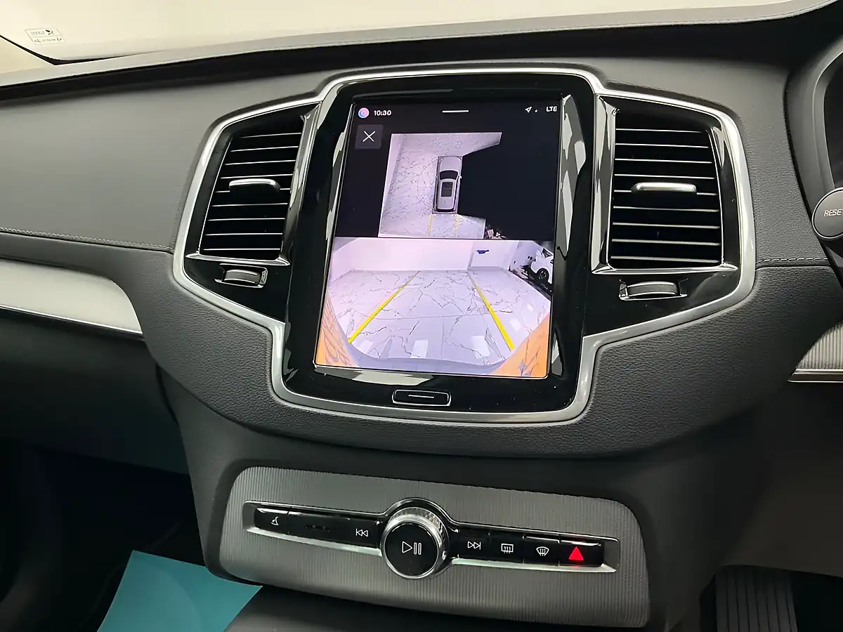Used 2024 Volvo XC90 Plus Vapour Grey - Interior and Exterior details 12