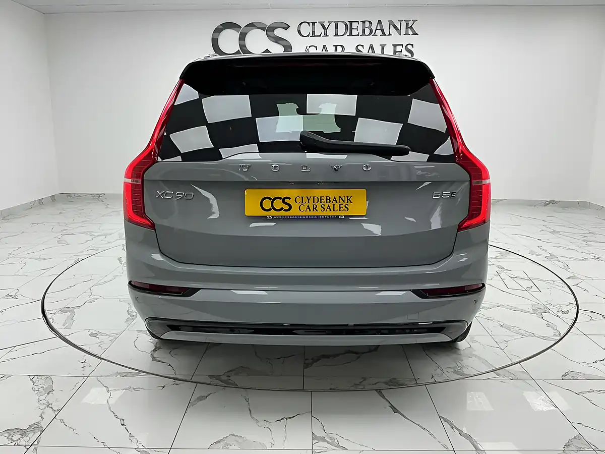 Used 2024 Volvo XC90 Plus Vapour Grey - Interior and Exterior details 4