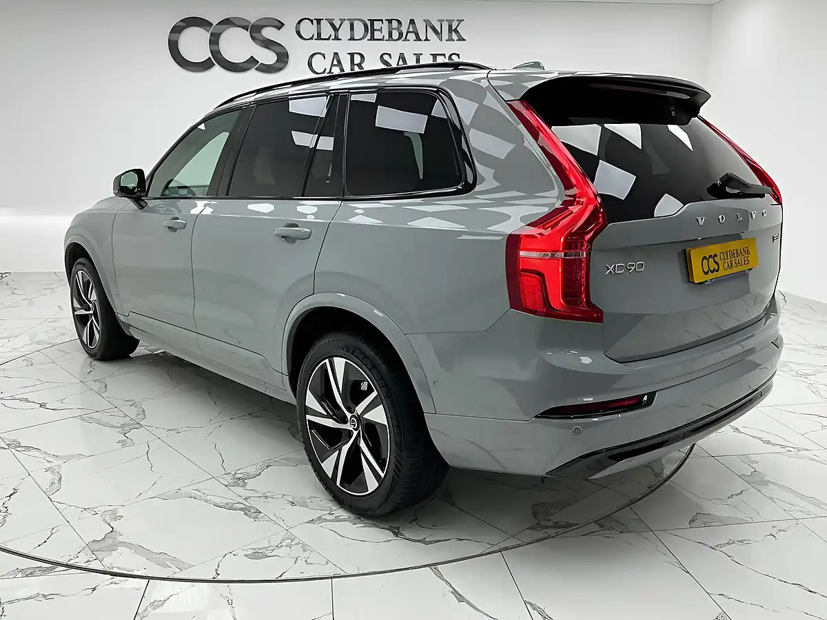 Used 2024 Volvo XC90 Plus Vapour Grey - Interior and Exterior details 5