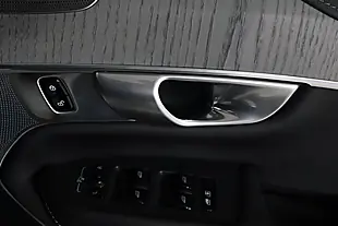Used 2024 Volvo XC90 Ultimate Dark White - Interior and Exterior details 14