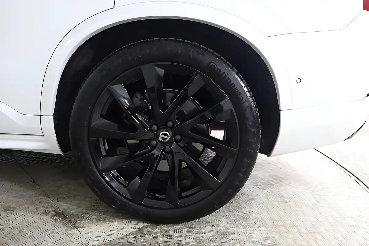 Used 2024 Volvo XC90 Ultimate Dark White - Interior and Exterior details 16