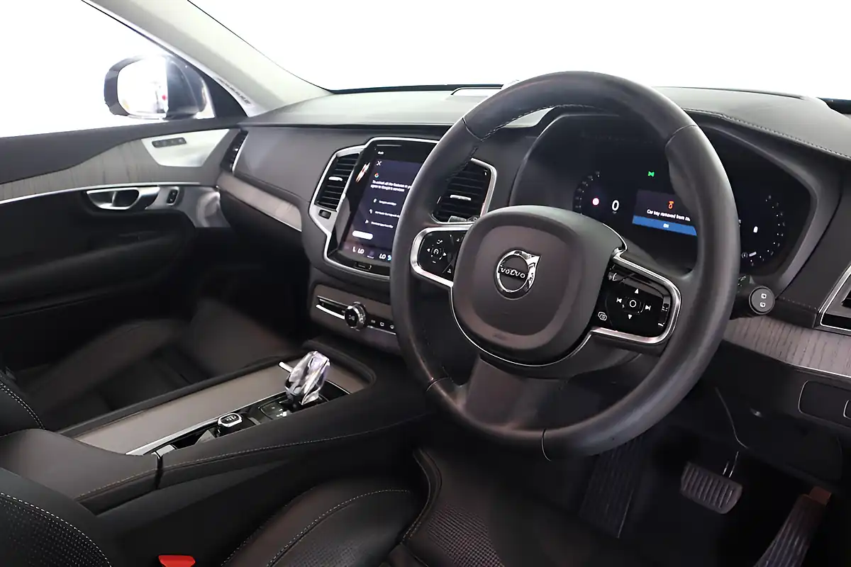 Used 2024 Volvo XC90 Ultimate Dark White - Interior and Exterior details 2