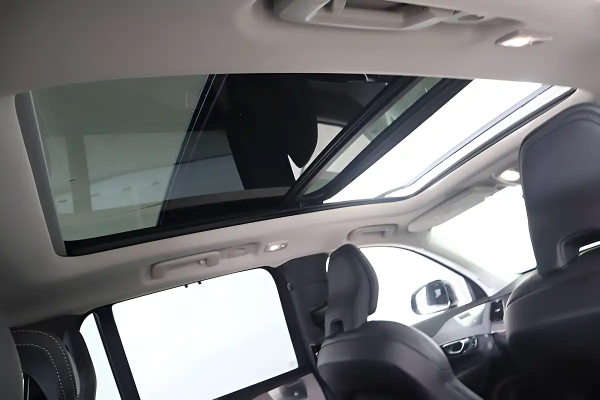 Used 2024 Volvo XC90 Ultimate Dark White - Interior and Exterior details 5