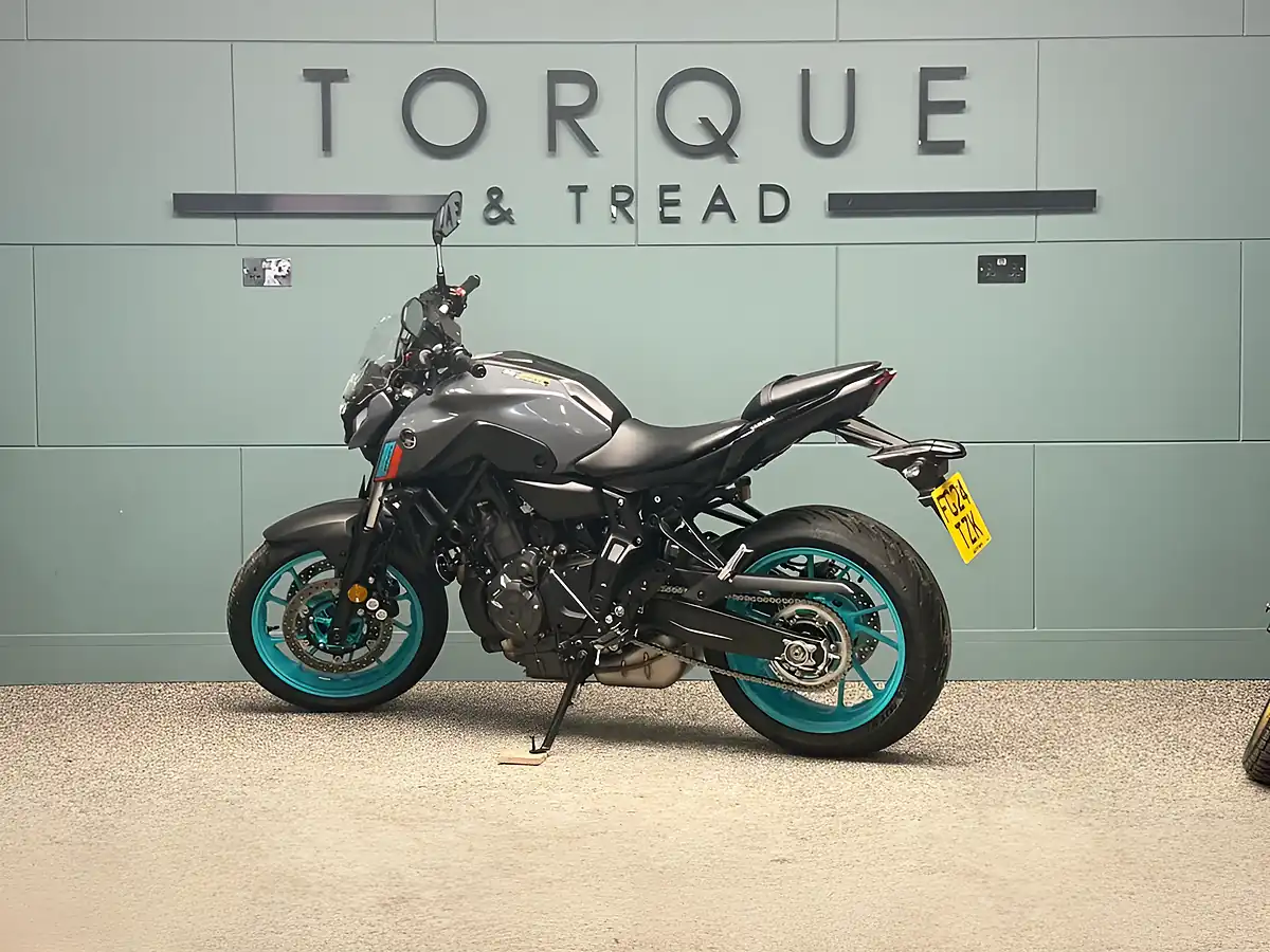 Used 2024 Yamaha MT-07 Hyper-Naked Grey - Interior and Exterior details 7
