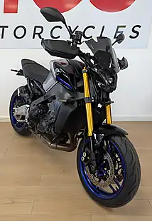 Used 2024 Yamaha MT-09 900 Sp Hyper-Naked Silver - Interior and Exterior details 2
